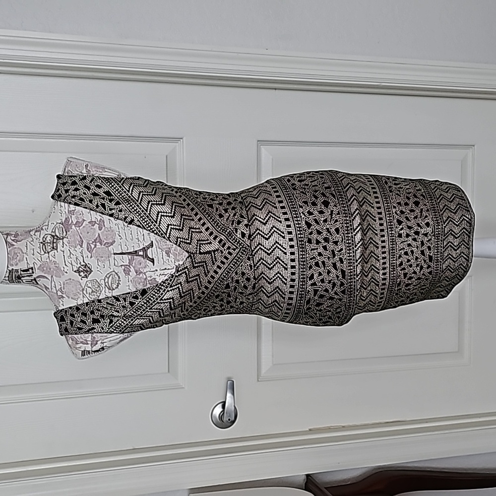 Black and gold dress Windsor